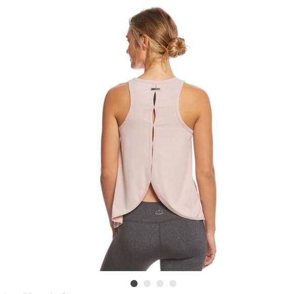 Betsey Johnson Tops - 🎉HP💥NWT Betsey Johnson performance Tank